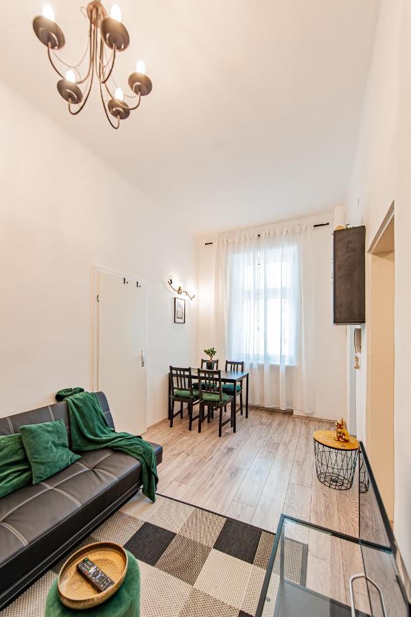 My City Apartment- Vienna Artroom Buitenkant foto